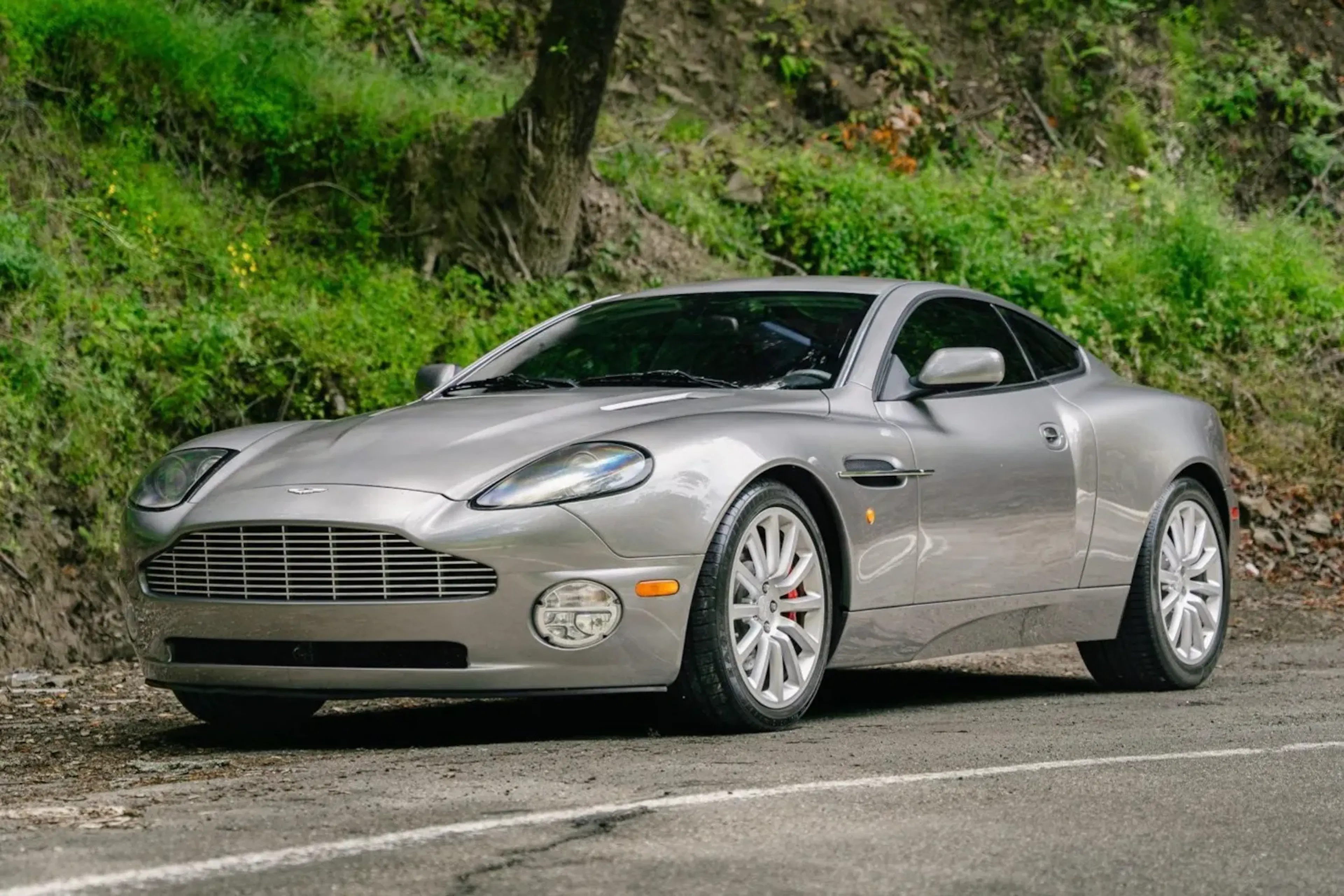 2003 Aston Martin Vanquish VIN SCFAC23373B500860 | Hagerty